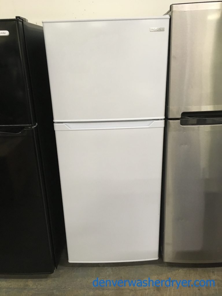 Magic Chef (9.9 Cu. Ft.) Top-Freezer Refrigerator, 1-Year Warranty