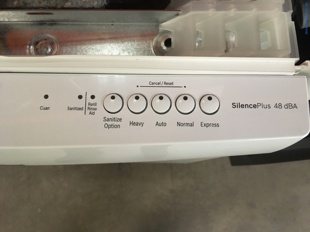 NEW! Bosch 500 Series 24″ Recessed Handle Dishwasher, White