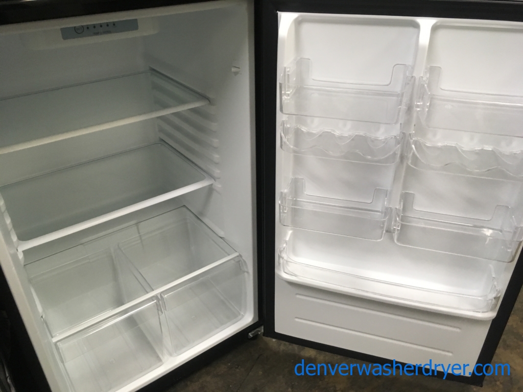 Large Images for Wonderful VISSANI Refrigerator, Top-Mount, Black