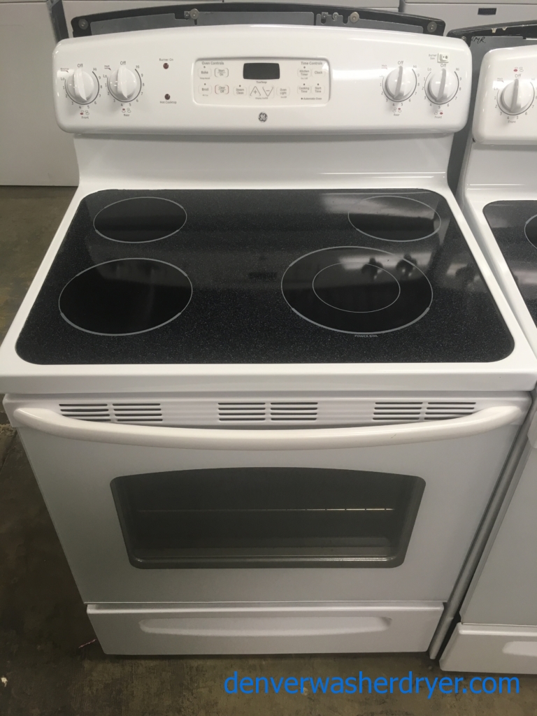 Great GE White Range, Glass Top, 4 Burner, Automatic Oven, Storage Drawer, Quality Refurbished, 30-Day Warranty!