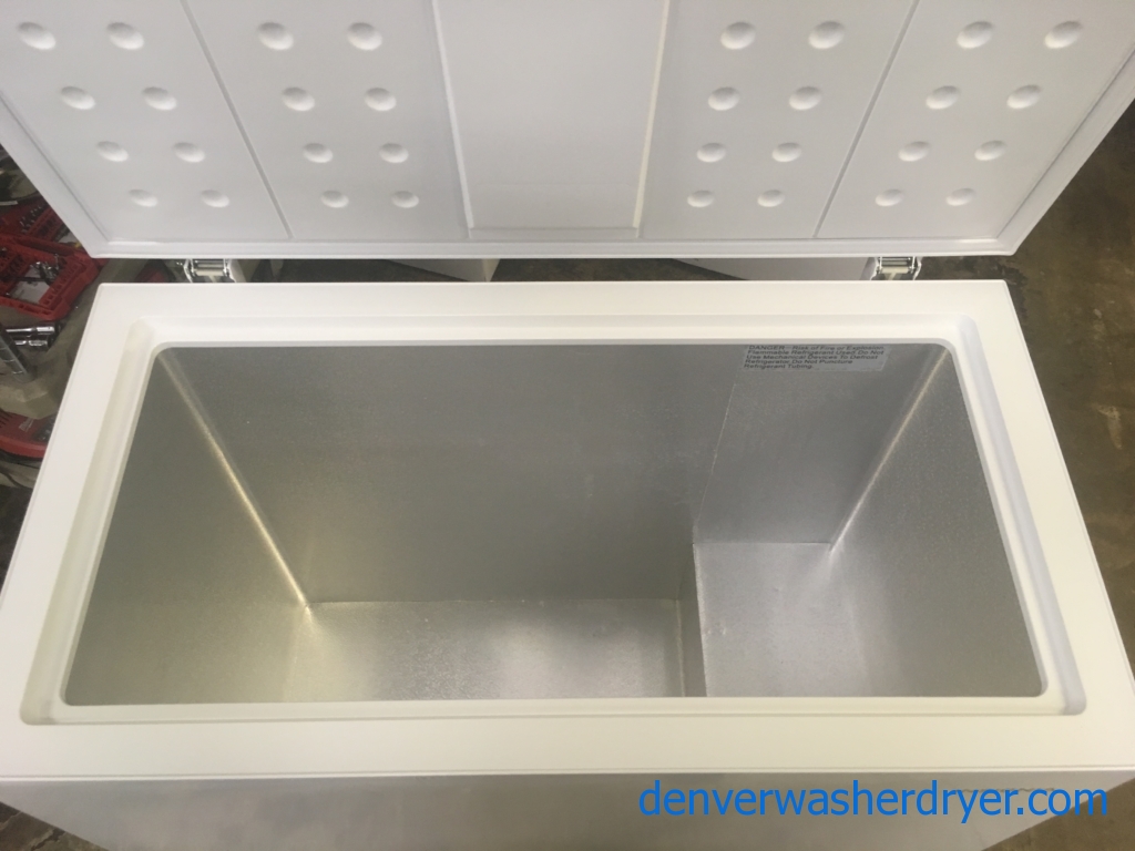 Large Images for Nice Insignia Chest Freezer, Capacity 7.0 Cu.Ft