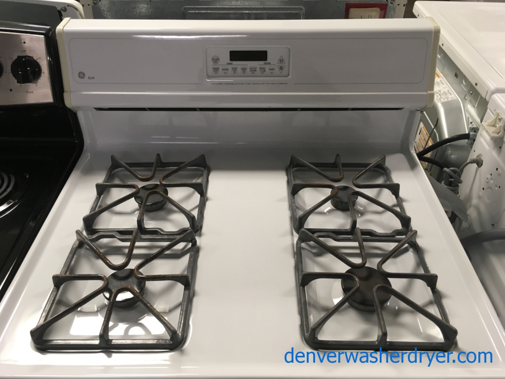 GE Free-Standing GAS Range, White, 4 Burners, Self Cleaning, Capacity 5.0 Cu.Ft., Quality Refurbished, 1-Year Warranty!