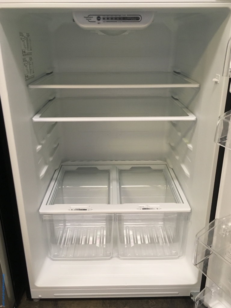 Large Images for Lightly Used Insignia TopMount Refrigerator
