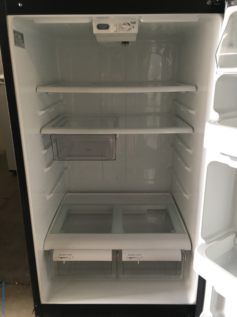 Nice GE Top-Mount Refrigerator, Black Textured, 18.0 Cu.Ft. Capacity, Humidity Control Crispers, 28″ Wide, Quality Refurbished, 1-Year Warranty!