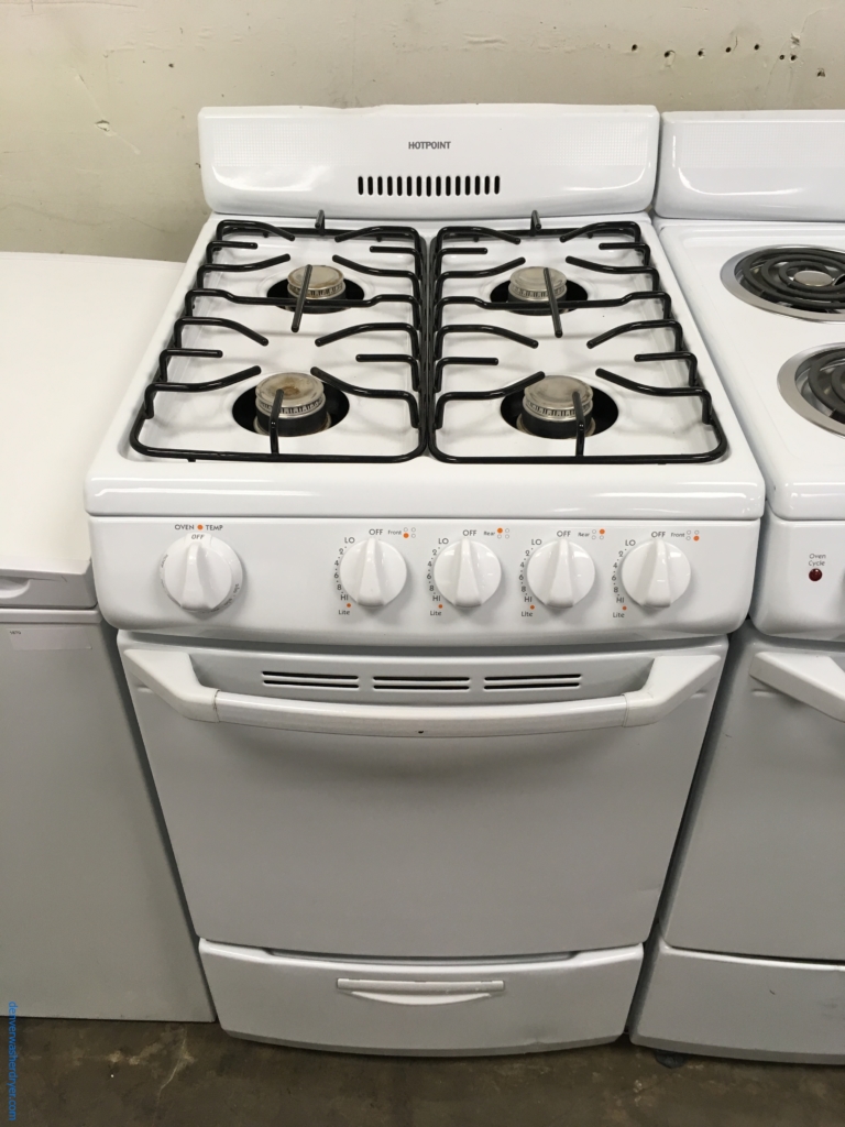 Hotpoint White Top-Mount Refrigerator AND Lightly Used Hotpoint 24″ Wide GAS Range, 1-Year Warranty!