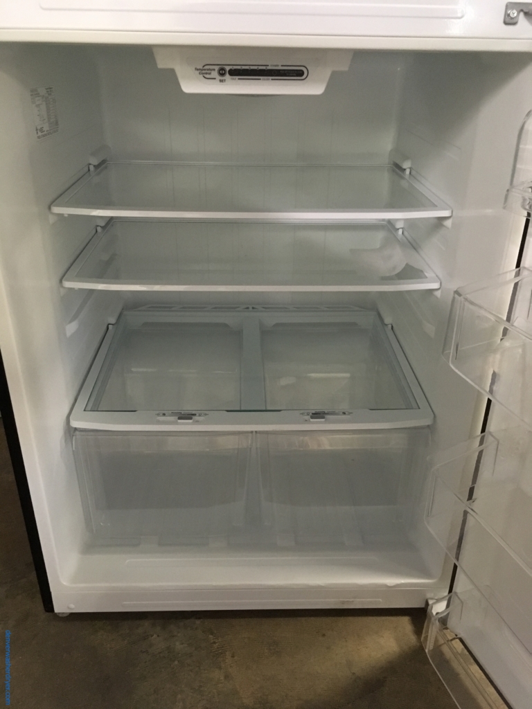 Large Images for NEW! Insignia Stainless TopMount Refrigerator, 3