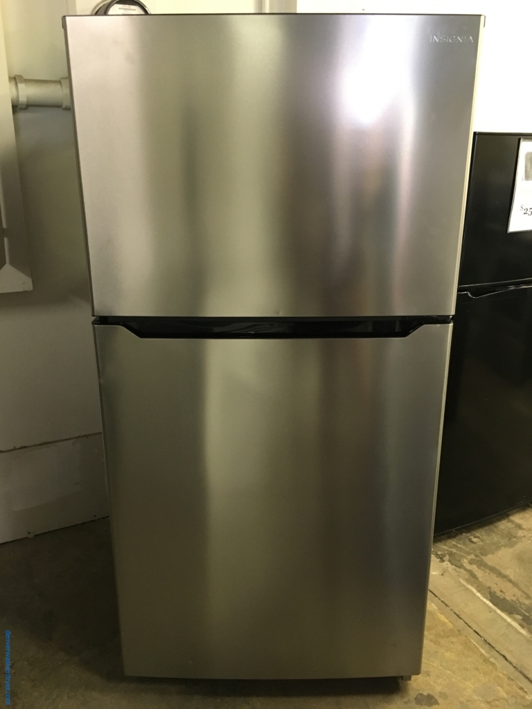 Large Images for NEW! Insignia Stainless TopMount Refrigerator, 3