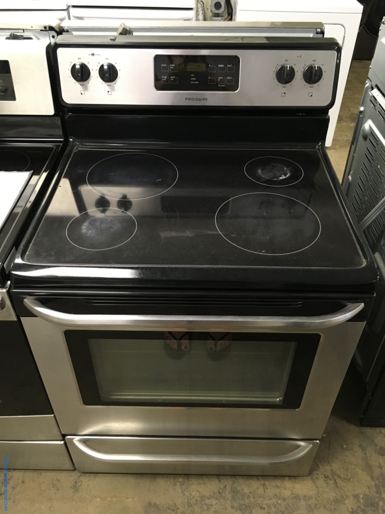 Large Images for Frigidaire Stainless Range, GlassTop, SelfCleaning, 4 Burners, Quality