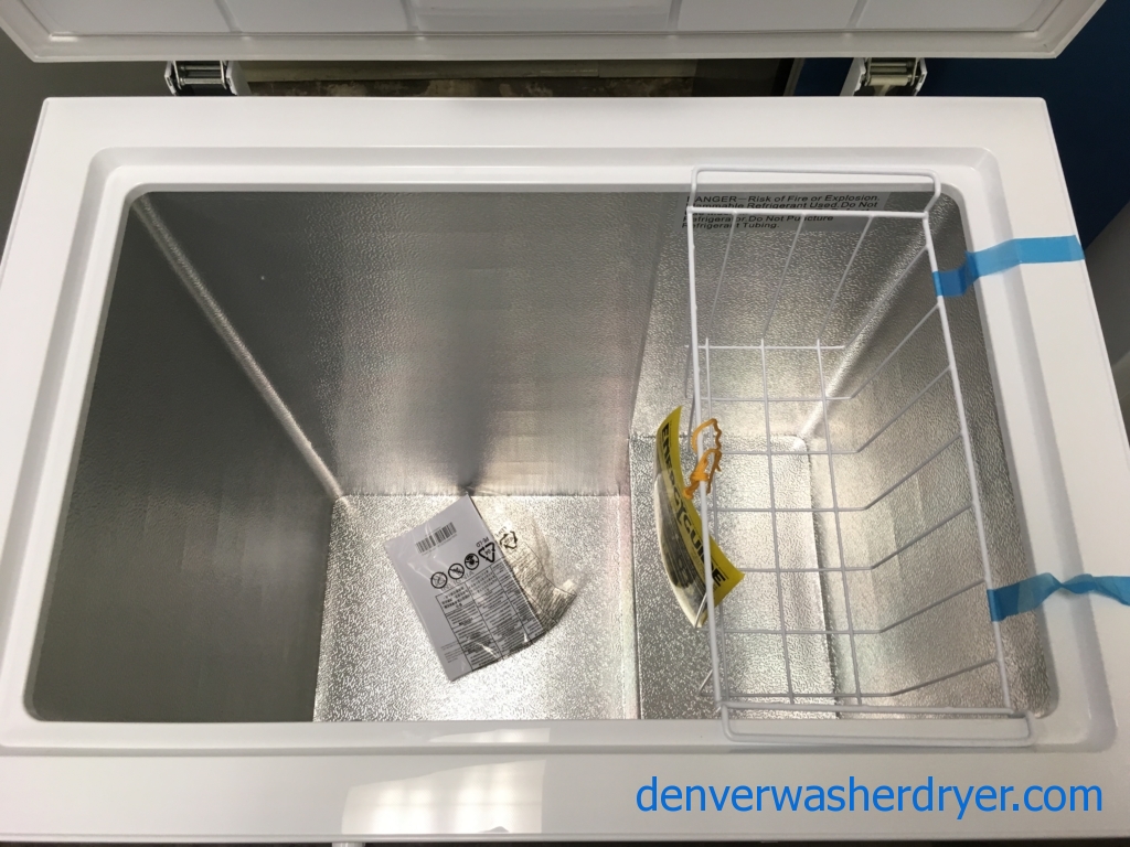 Large Images for NEW! Insignia Chest Freezer, 5.0 Cu.Ft. Capacity