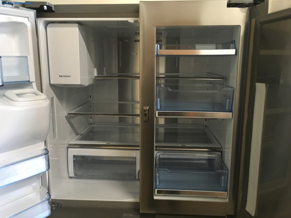 NEW! Flawless Samsung French-Door Refrigerator, Stainless, FlexZone Drawer, 36″ Wide, 1-Year Warranty!