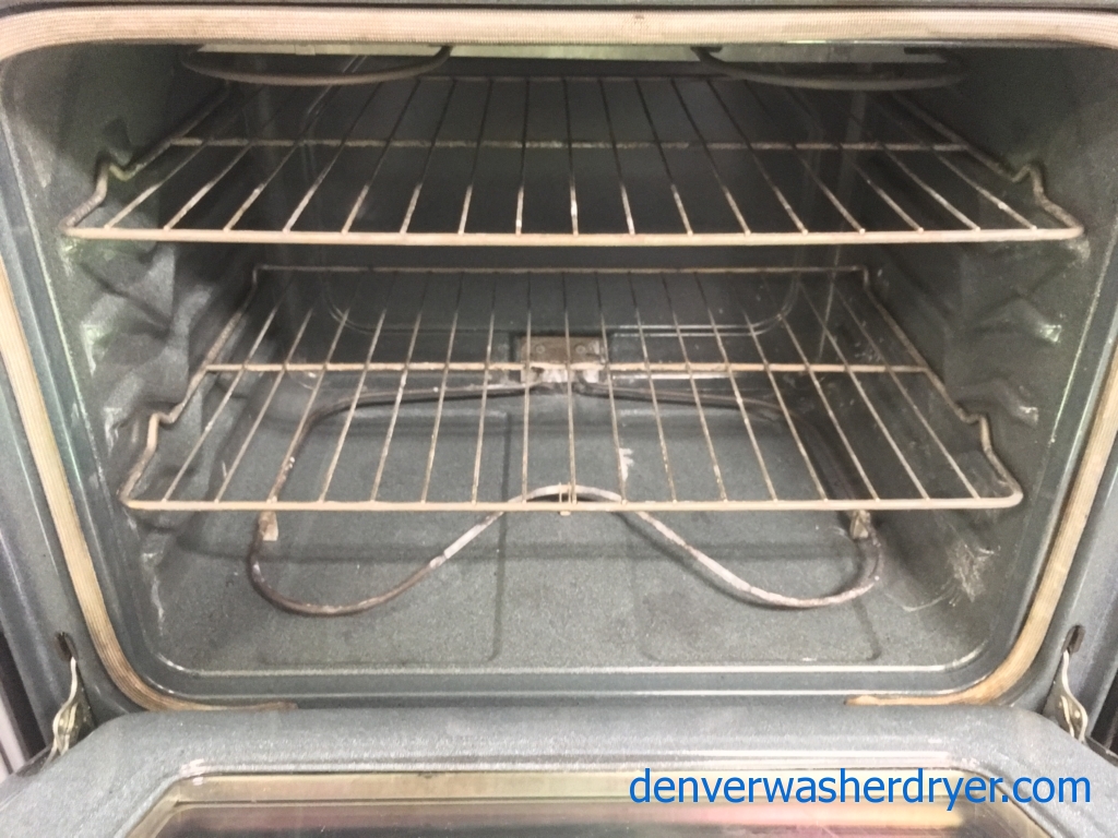 Whirlpool Smudge-Proof Electric Range, Glass-Top, 4 Burners, Auto-Clean, Quality Refurbished, 1-Year Warranty!