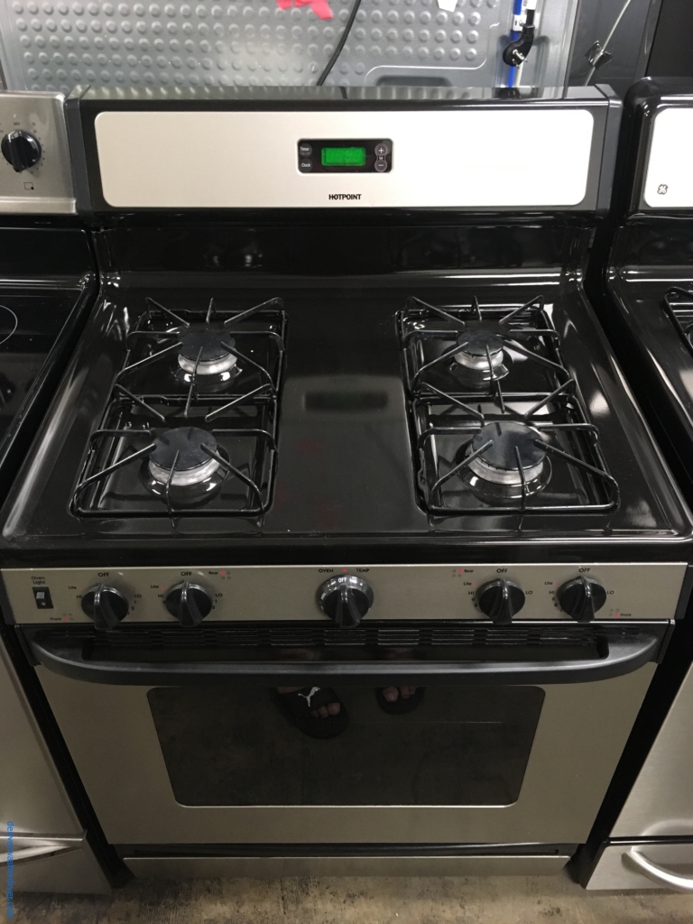 Large Images for FreeStanding Hotpoint Range, GAS, Stainless Steel, 4