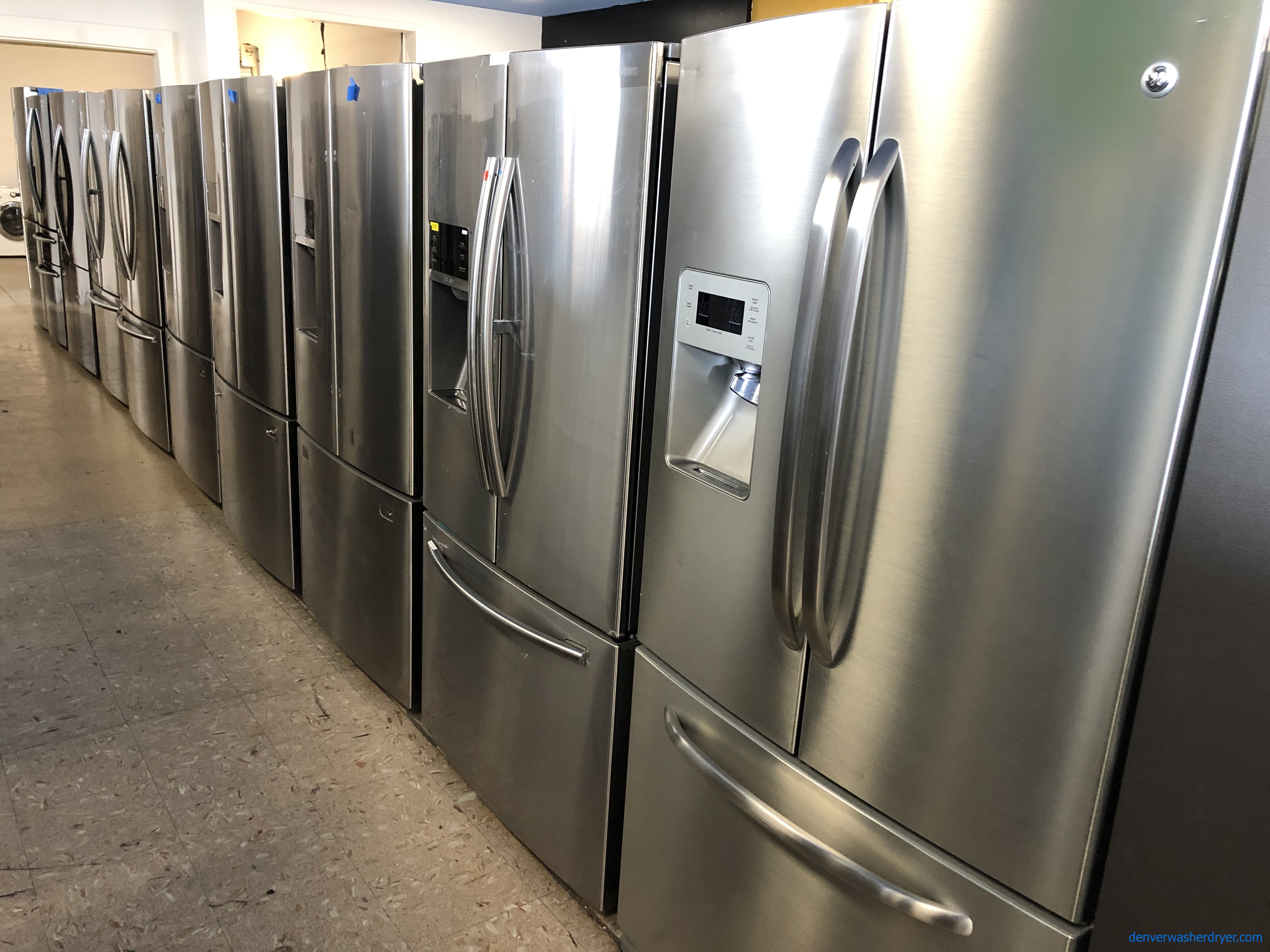 IMG2131 Denver's Best Appliance Store