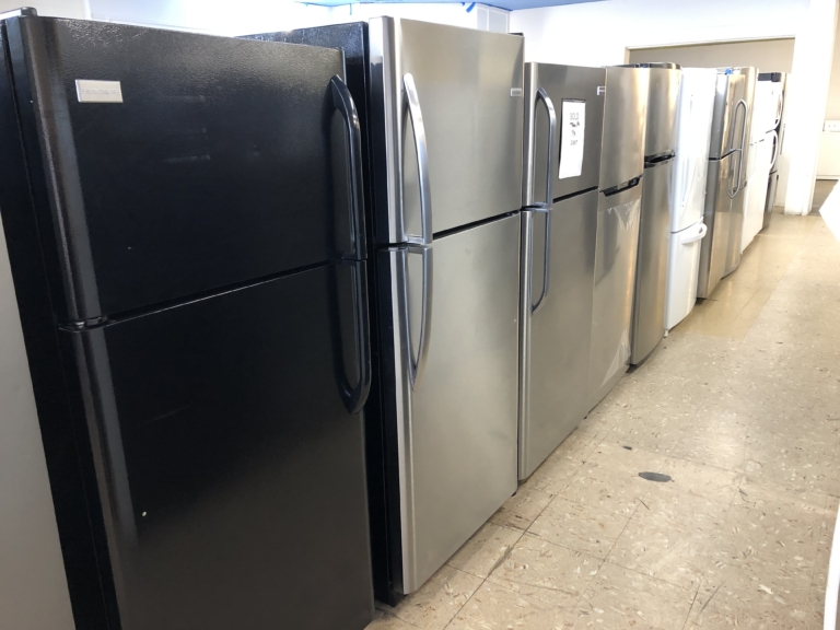 IMG2132 Denver's Best Appliance Store